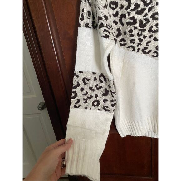 Leopard print sweater size L - Picture 4 of 9